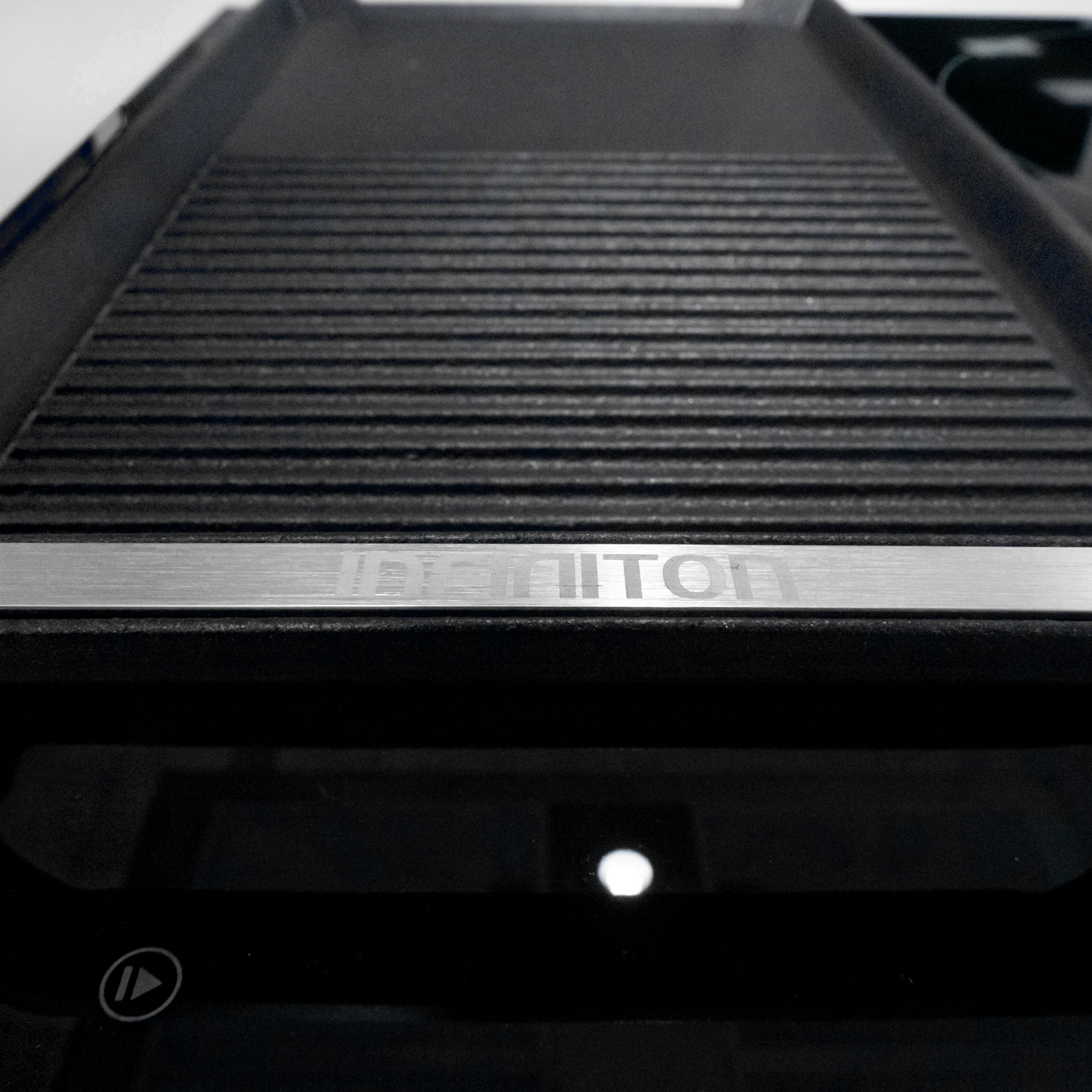 Grill A44i Infiniton - 11