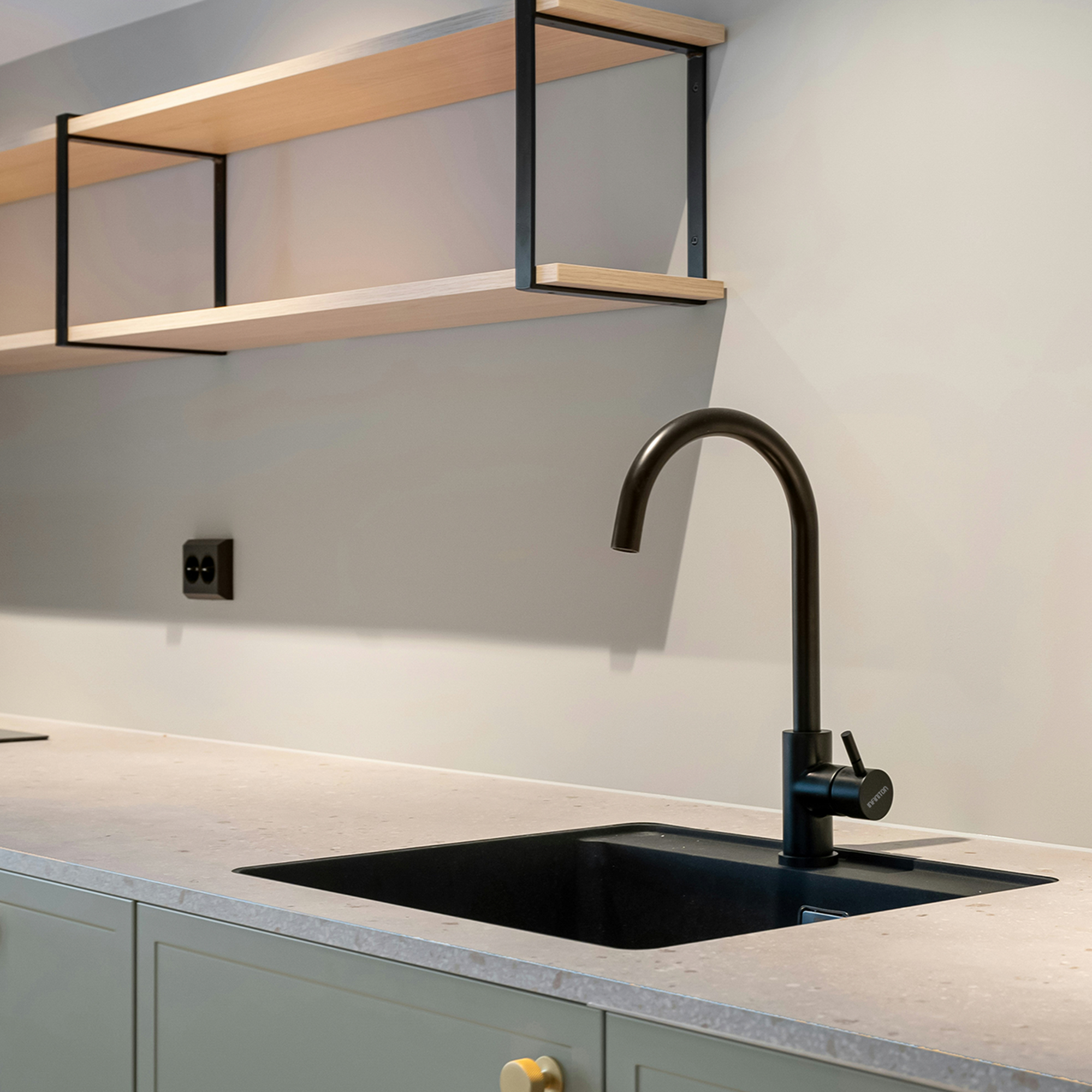 LeónABK341 Infiniton - 5