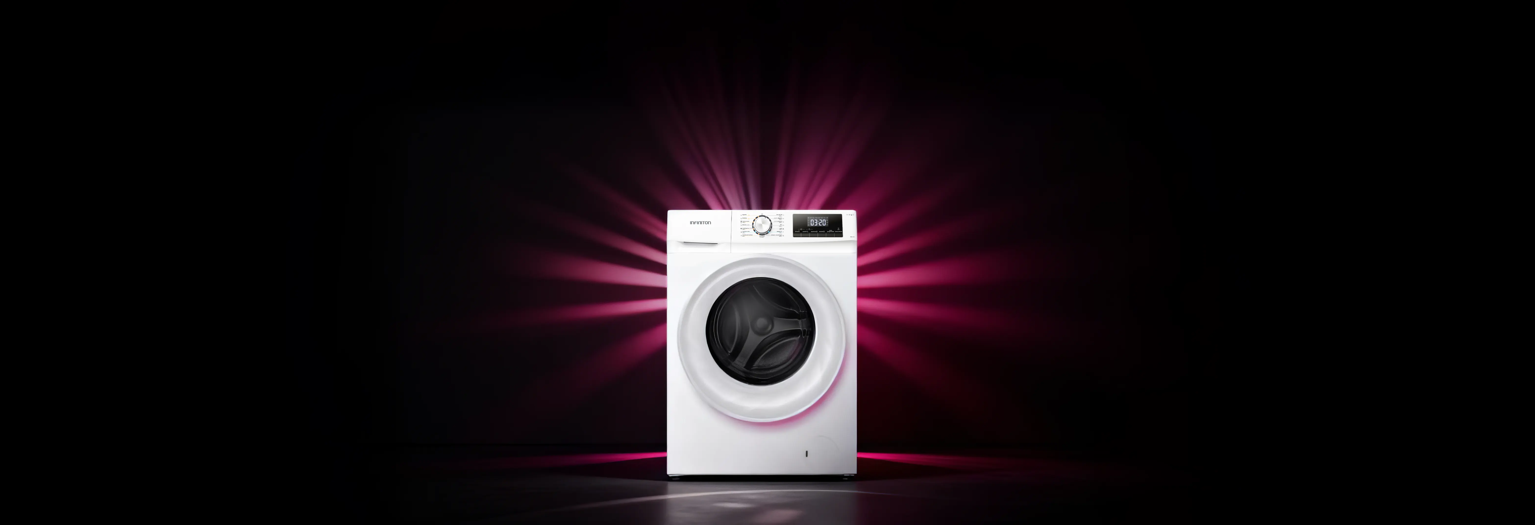 fotografía de la lavaseca con la puerta abierta sobre fondo oscuro